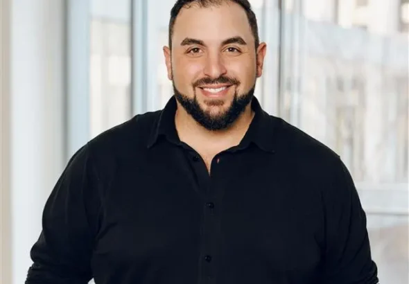 Ted-Raad_Press-Photo